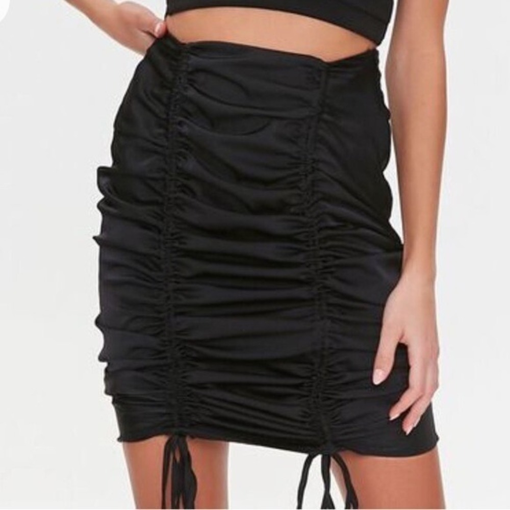 Forever 21 Black Ruched Drawstring Satin Bodycon Adjustable Skirt-Size Large-New